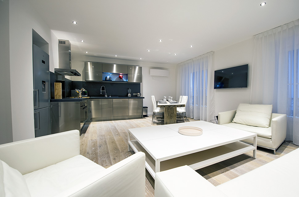 Chambre climatisée à Cannes